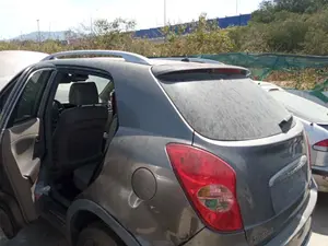 SSANGYONG KORANDO foto 3