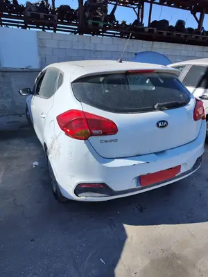 KIA CEED (JD) foto 10