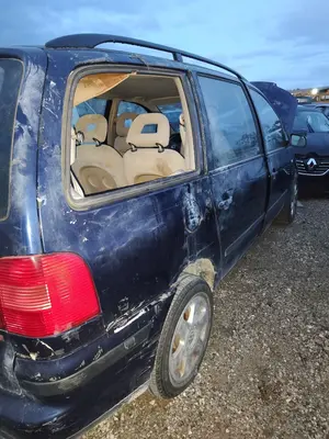 VOLKSWAGEN SHARAN (7M6/7M9) foto 6