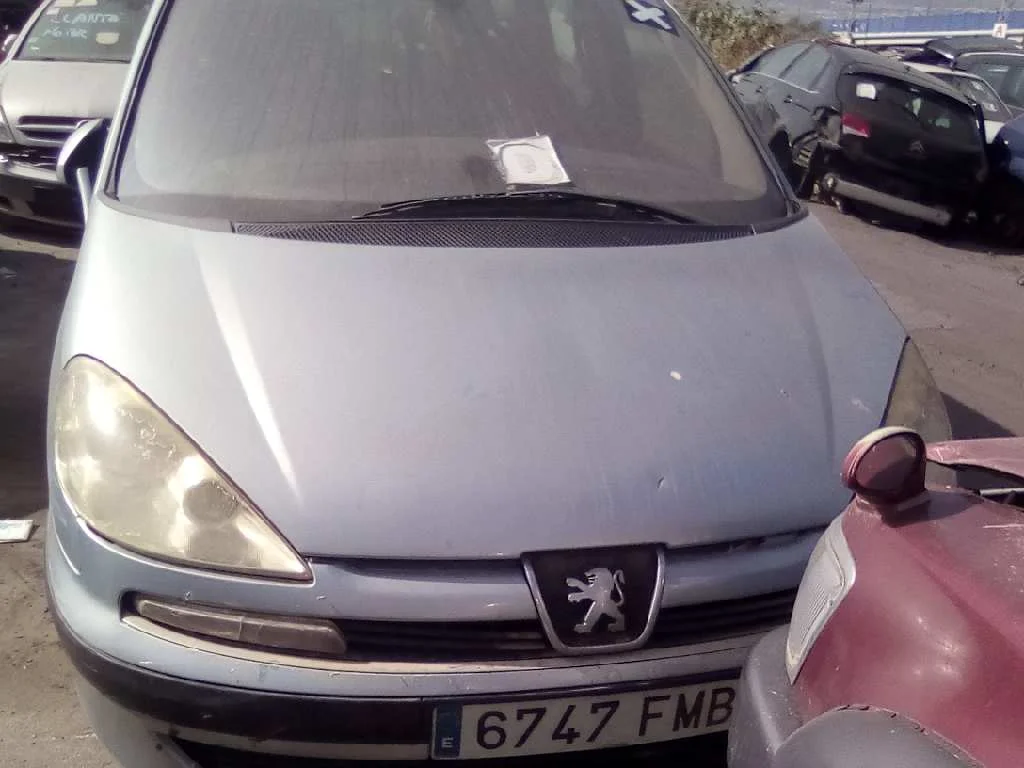 PEUGEOT 807