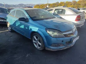 OPEL ASTRA H GTC foto 7