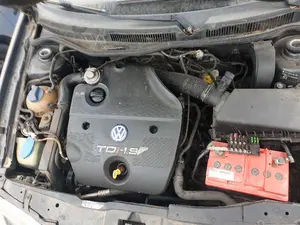 VOLKSWAGEN GOLF IV BERLINA (1J1)(10.1997) foto 3