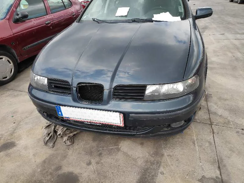 SEAT LEON (1M1)