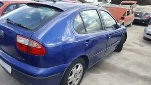 SEAT LEON (1M1) foto 4