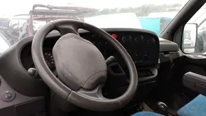 IVECO DAILY FURGÓN foto 9