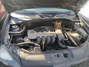 RENAULT CLIO II FASE II (B/CB0) foto 5