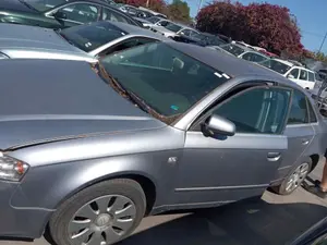 AUDI A4 BERLINA (8E) foto 3
