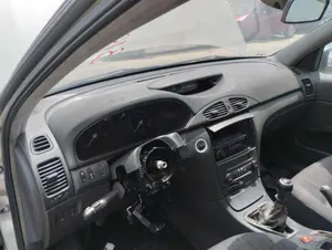RENAULT LAGUNA II (BG0) foto 4