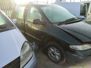 CHRYSLER VOYAGER GS foto 2