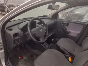 OPEL CORSA C foto 2