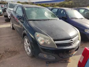 OPEL ASTRA H GTC foto 2