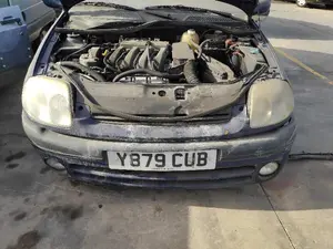 RENAULT CLIO II FASE I (B/CB0) foto 1