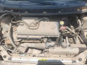 NISSAN NOTE (E11E) foto 8