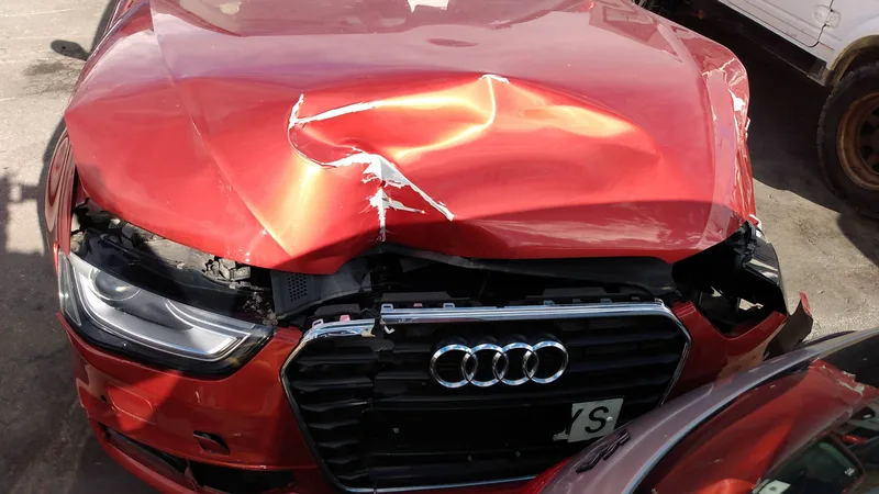 AUDI A4 BERLINA (8K2)