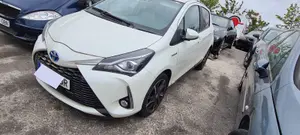 TOYOTA YARIS (XP13) foto 6