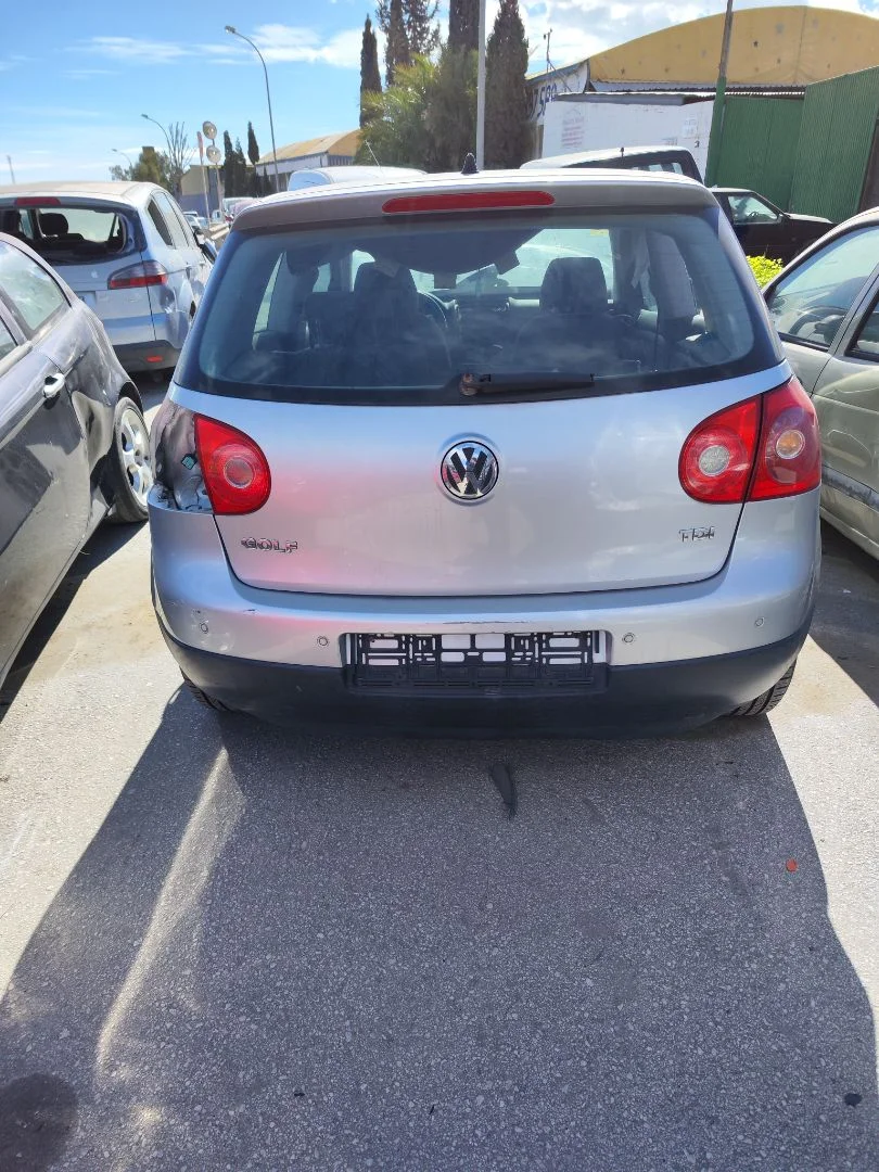 VOLKSWAGEN GOLF V (1K1)(10.2003)