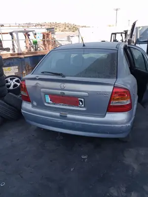 OPEL ASTRA G BERLINA foto 3