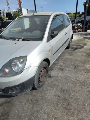 FORD FIESTA (CBK) foto 5