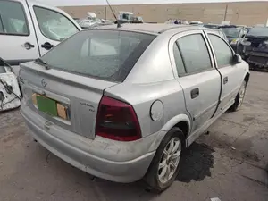 OPEL ASTRA G BERLINA foto 2