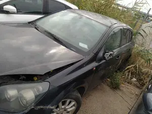 OPEL ASTRA H BERLINA foto 3
