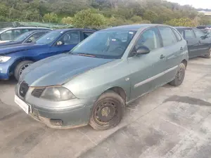 SEAT IBIZA (6L1) foto 3