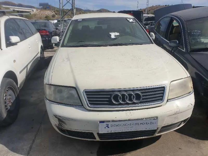 AUDI A6 AVANT (4B5)