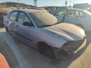 SEAT CORDOBA BERLINA (6L2) foto 6