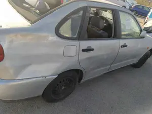 SEAT CORDOBA BERLINA (6K2) foto 4