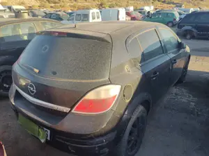 OPEL ASTRA H GTC foto 7
