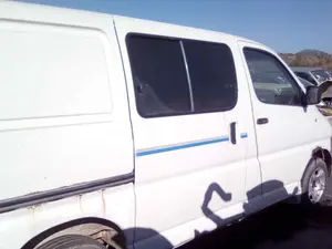TOYOTA HI-ACE foto 29