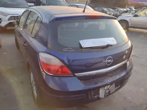 OPEL ASTRA H BERLINA foto 5