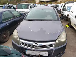 OPEL ASTRA H BERLINA foto 1