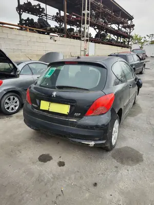 PEUGEOT 207 foto 4