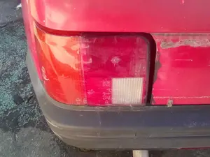 PEUGEOT 205 BERLINA foto 3