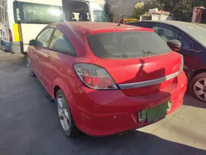 OPEL ASTRA H BERLINA foto 7