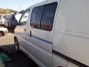 TOYOTA HI-ACE foto 30
