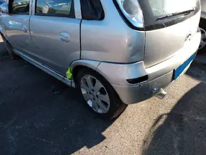 OPEL CORSA C foto 3