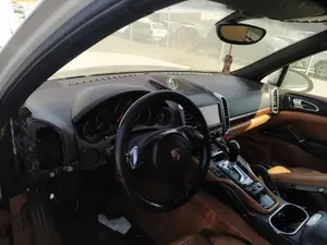 PORSCHE CAYENNE (TIPO 92A) foto 2