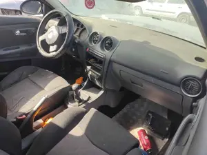 SEAT IBIZA (6L1) foto 4