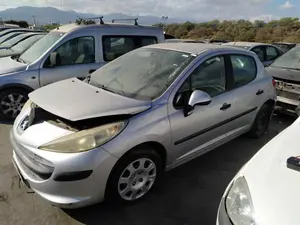 PEUGEOT 207 foto 5