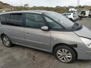 RENAULT ESPACE IV (JK0) foto 3