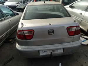 SEAT CORDOBA BERLINA (6K2) foto 4