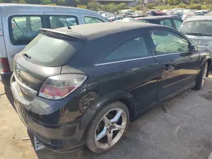 OPEL ASTRA H BERLINA foto 3