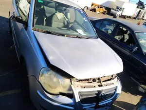 VOLKSWAGEN POLO IV (9N3) foto 1