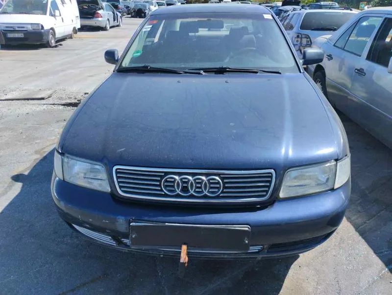 AUDI A4 BERLINA (B5)
