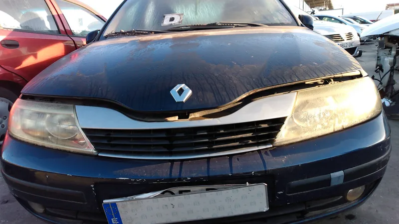 RENAULT LAGUNA (B56)