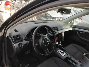 AUDI A4 AVANT (8E) foto 6