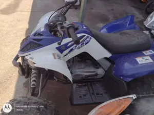 YAMAHA  foto 3