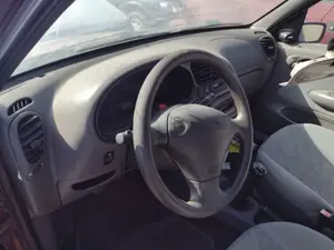 FORD FIESTA BERLINA (DX) foto 6