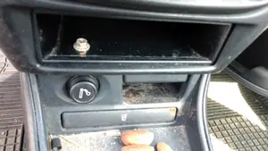NISSAN ALMERA (N16/E) foto 19